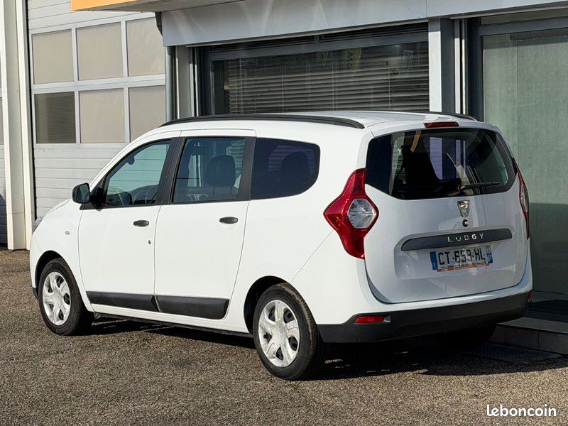 Dacia Lodgy 1.2i TCE 115ch 5 places (image 3)