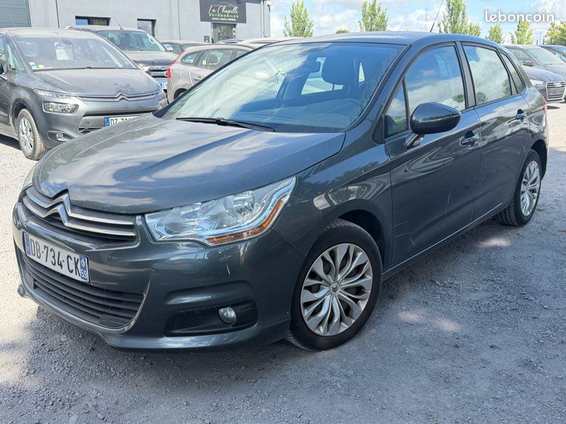 Citroën c4 1.4i 95 ch pack Clim (image 1)