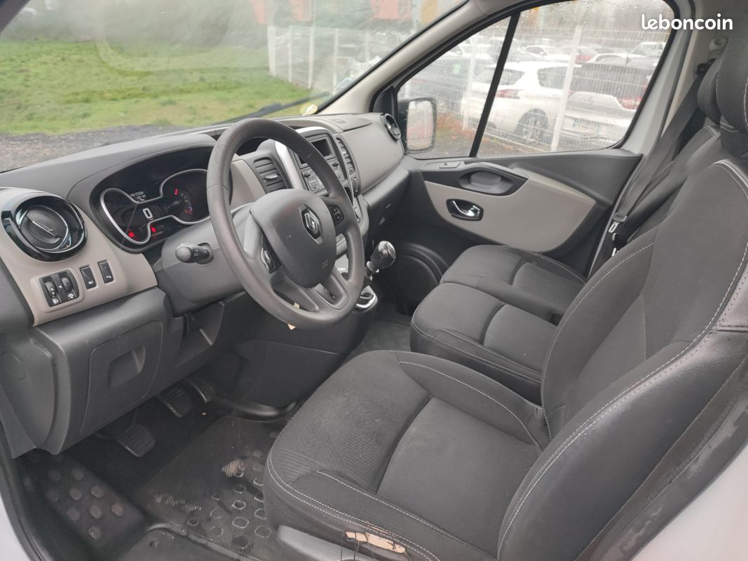 Renault trafic fourgon gn l1h1 1000 kg dci 95 e6 stopstart (image 6)