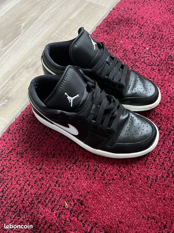 Chaussure Basquette Noir Jordan Baskets Air Jordan MID Homme Nike