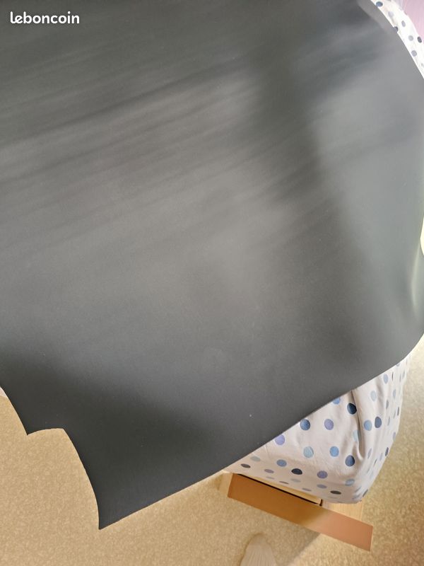Tissu néoprène noir (image 3)