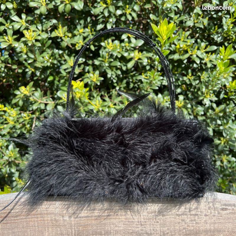 Sac à plume noir (image 1)