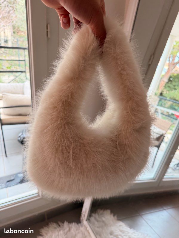Sac en fausse fourrure - Blanc, noir, marron (image 3)
