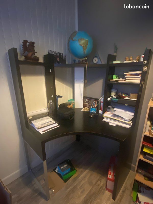 Vend bureau d’angle IKEA noir (image 1)