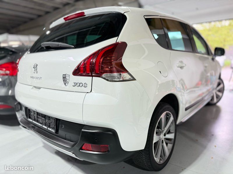 Peugeot 3008 1.6 e-Hdi 115ch FÉLINE - 240 000 Kms - CUIR -TOIT PANO- 1ER MAIN - NOUVELLE DISTRIBUTION (image 2)