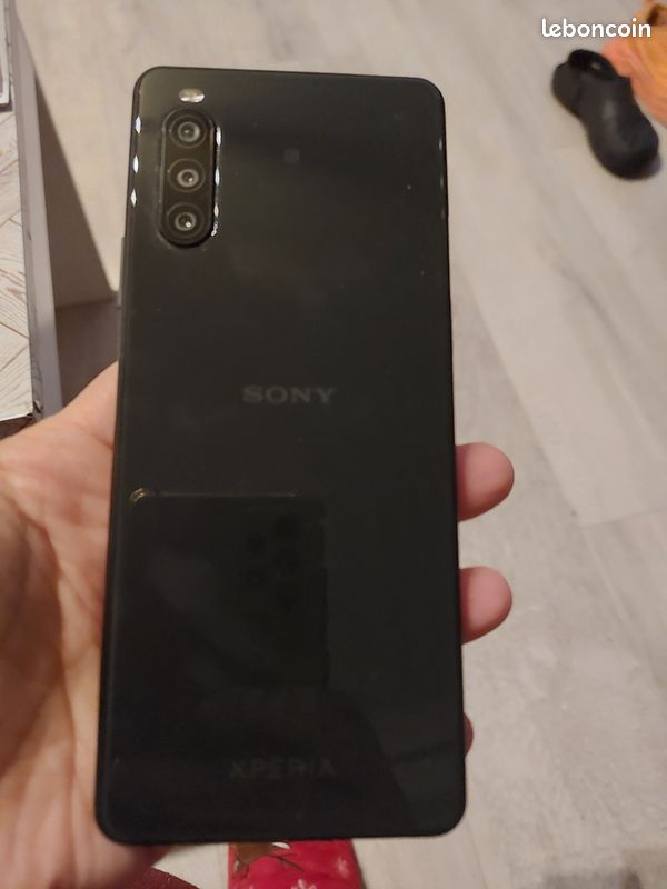 Téléphone portable Sony Xperia 10 ll (image 1)