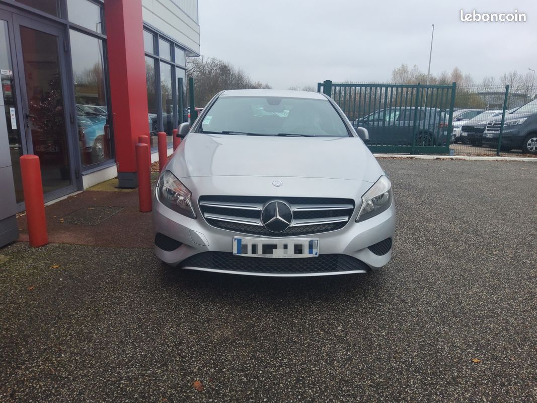 MERCEDES CLASSE A BUSINESS 200 CDI BlueEFFICIENCY Business Executive (image 3)