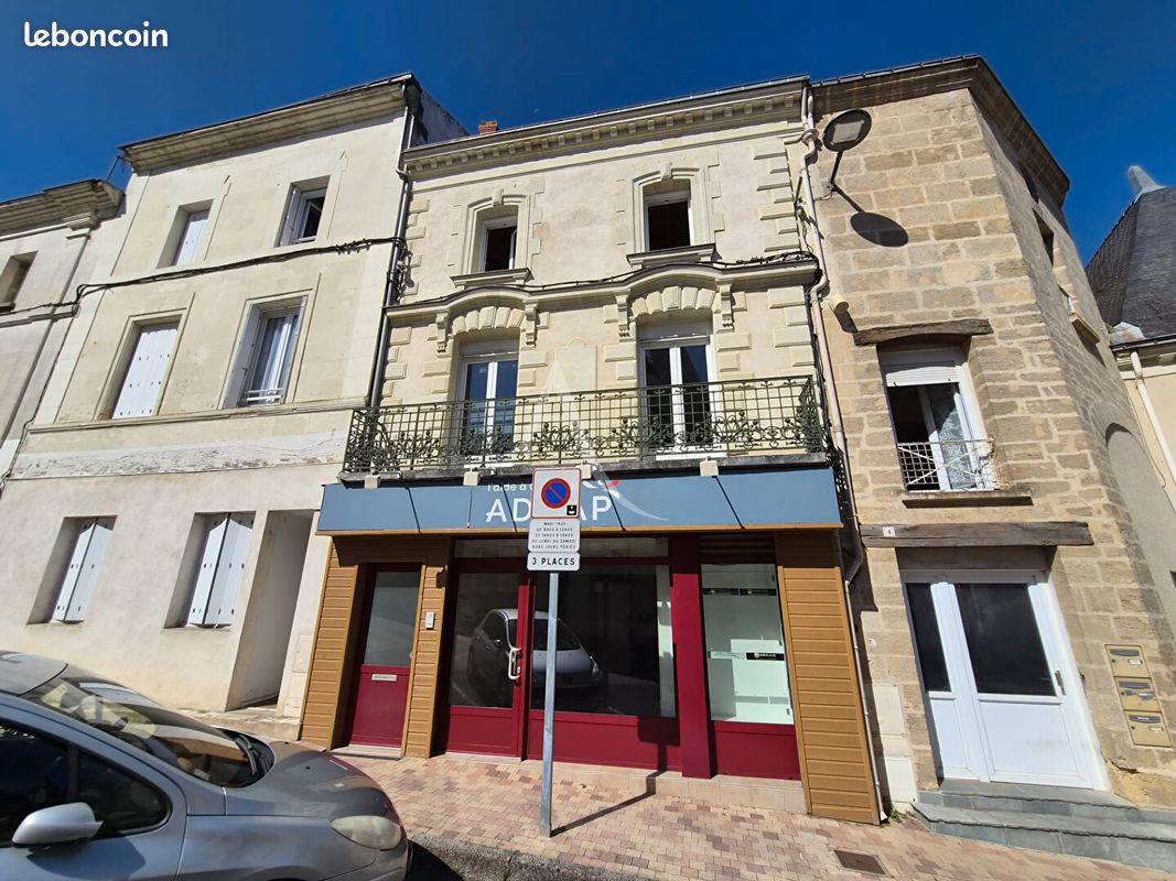 Immeuble 6 pièces 248 m² · à Doué-en-Anjou · 248 m² · 205 000 €