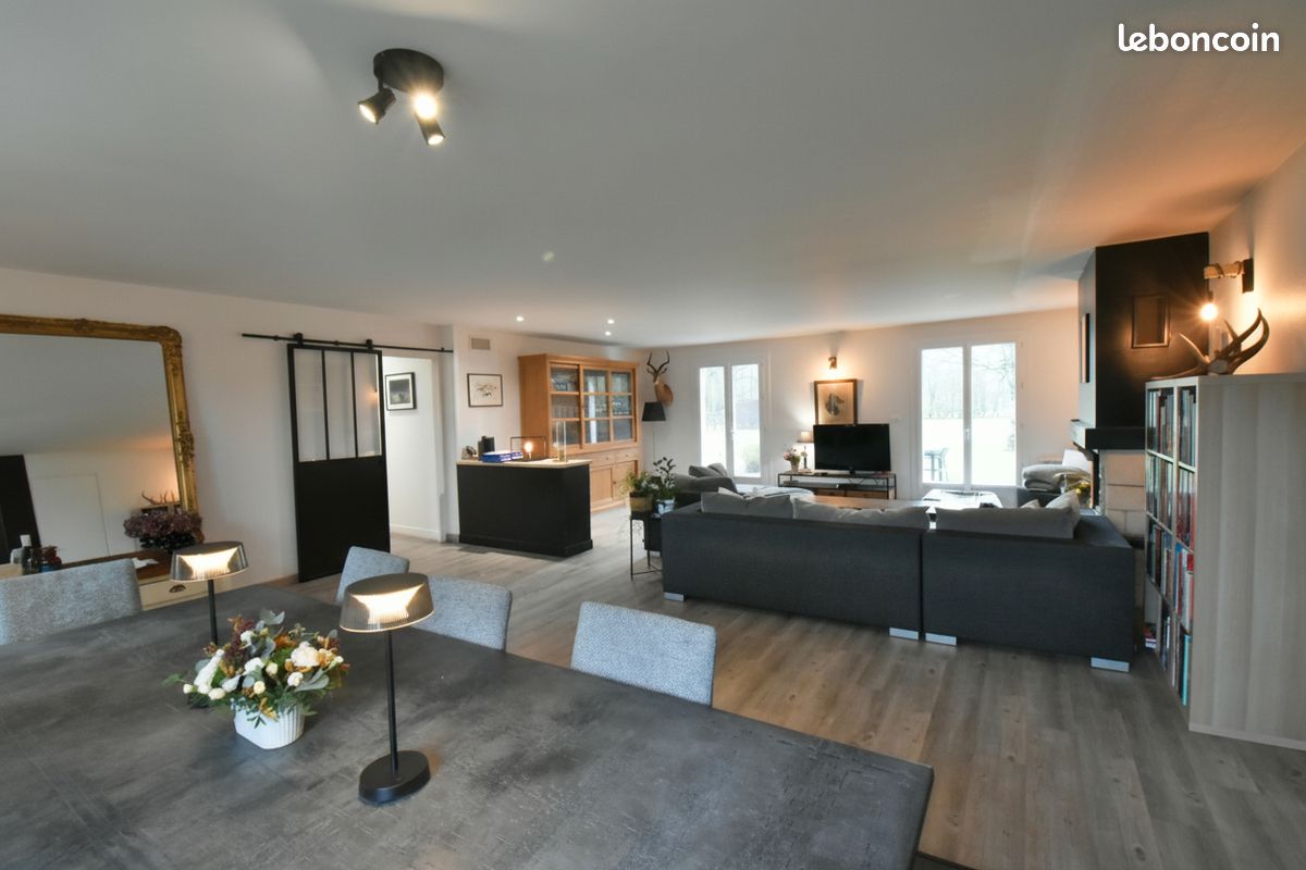 Maison 6 pièces 136 m² · à Parigné-le-Pôlin · 136 m² · 323 100 €