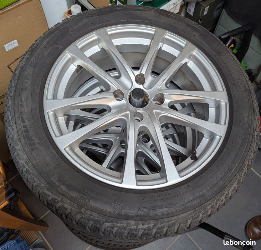 4 Pneus hiver Michelin Alpin 225/50 R17 + jante (image 2)