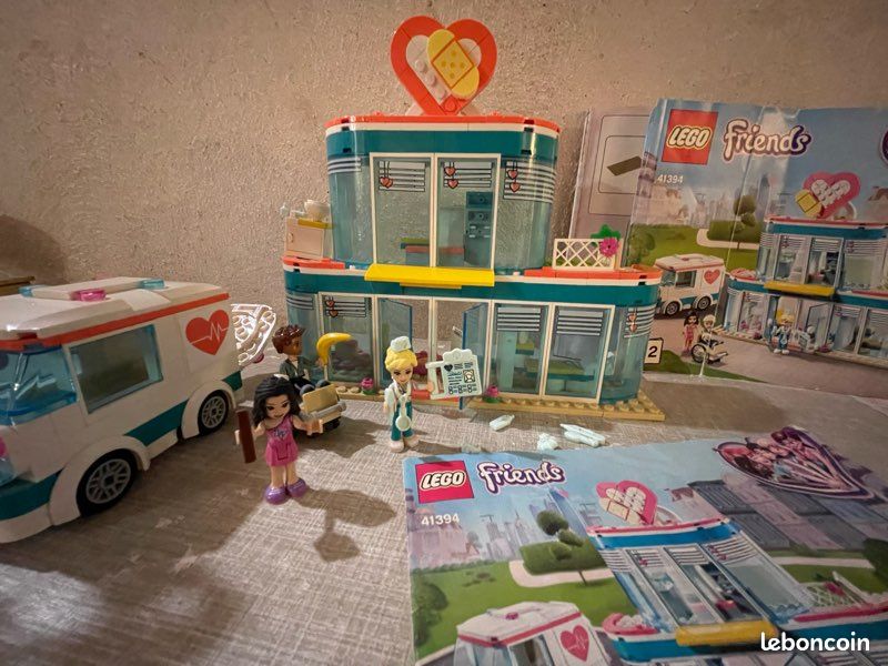 Hôpital Lego Friends 41394 très bon état Jeux Jouets