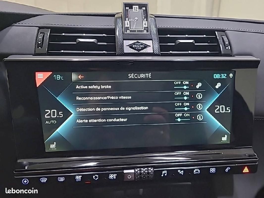 DS 7 Crossback Hybride E-Tense 300 EAT8 4x4 - Rivoli (image 23)
