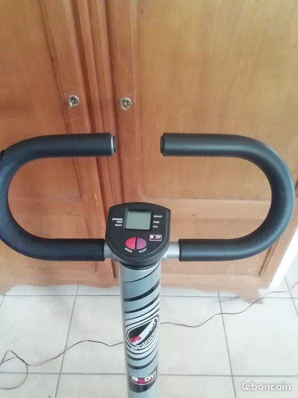Stepper 1460 sur pied (image 2)