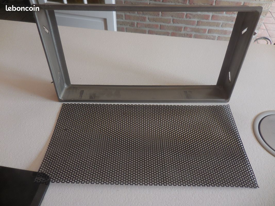 Grille cheminée (image 1)