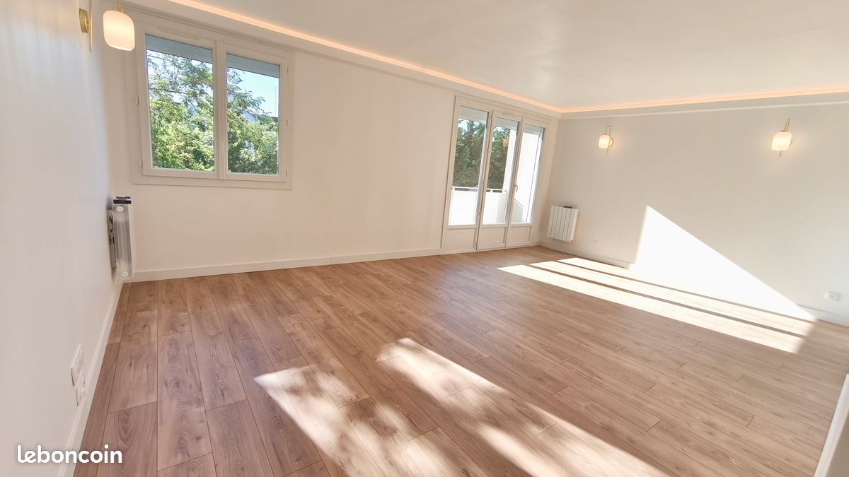 Appartement 3 pièces 74 m² · à Bordeaux · 74 m² · 270 000 €
