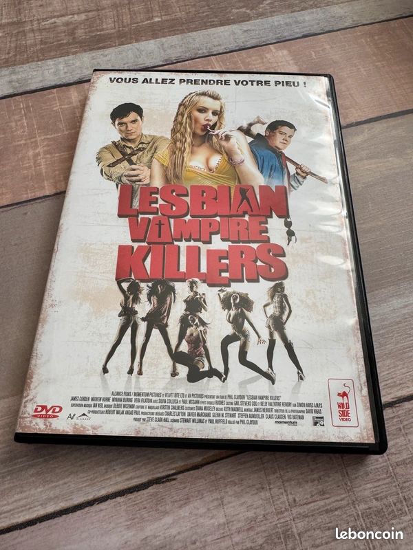 Dvd lesbian vampire killers (image 2)