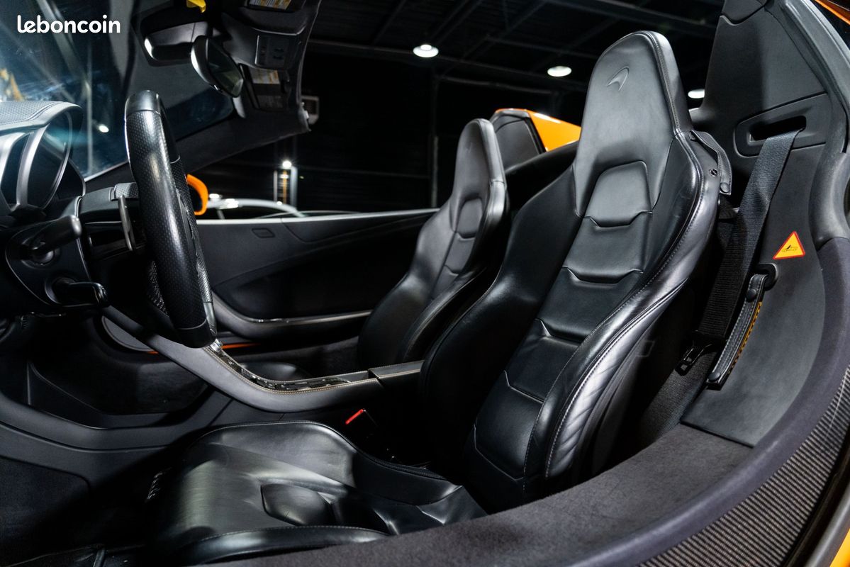 MCLAREN MP4-12C Spider V8 3.8 625 - FRANCAISE / Lift / Echapp. Sport / Carbone / Cuir étendu / Meridian / 1535EMOIS (image 14)