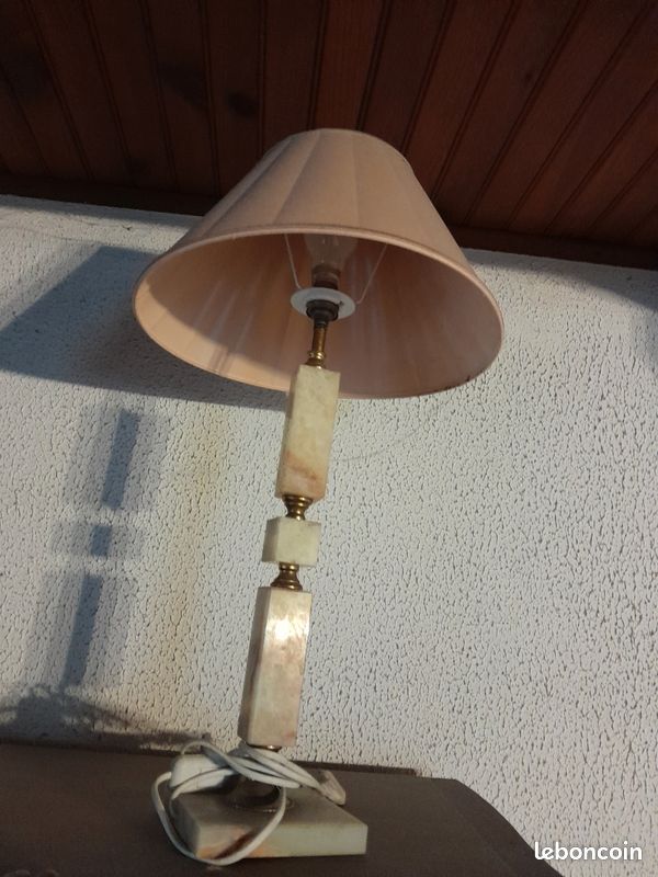 Lampe en marbre (image 3)