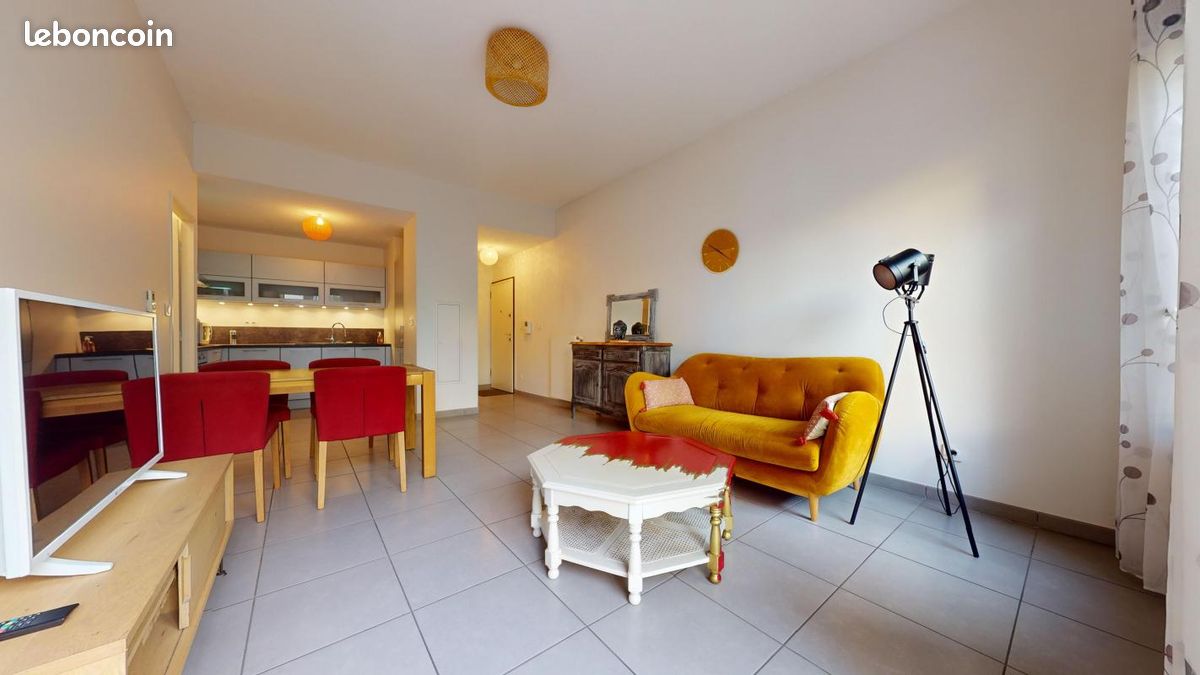 Appartement a louer villefranche-sur-saone - 2 pièce(s) - 49 m2 - Surfyn