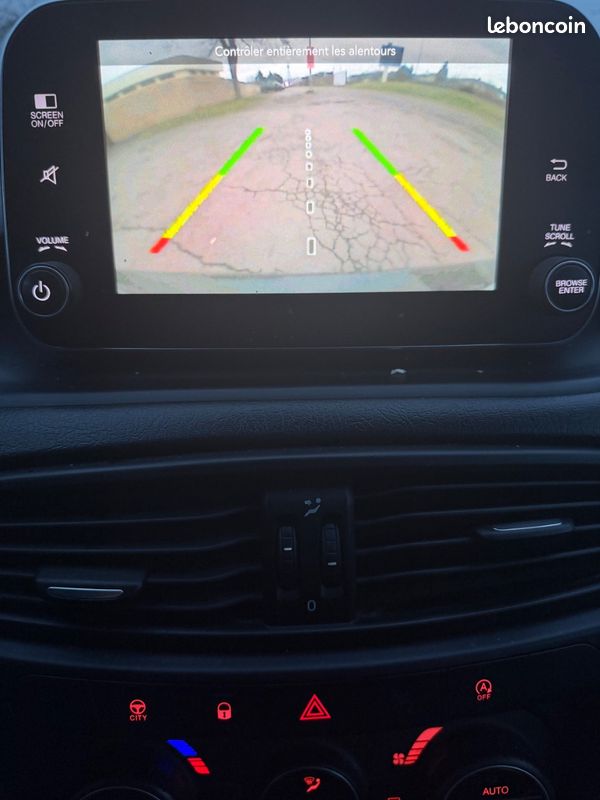 Fiat TIPO SW Lounge 1.6 JTDM 120 - GPS, Caméra, Clim Auto (image 11)