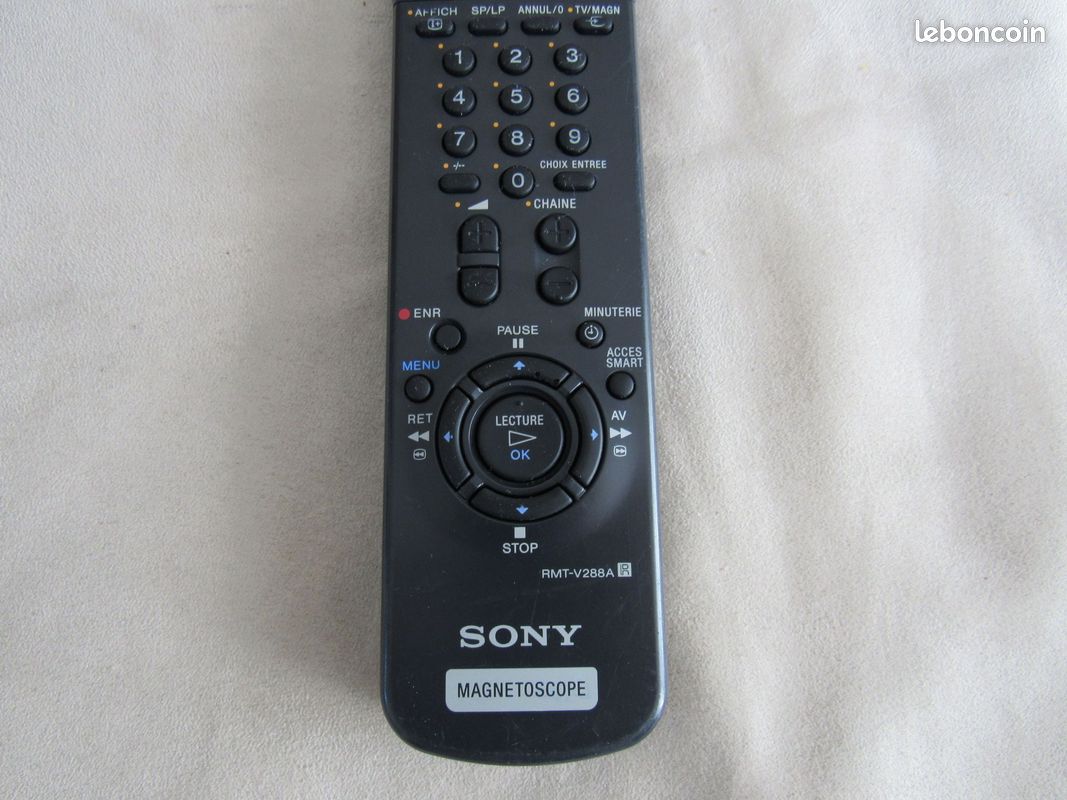Télécommande Sony RMT-V207M – Pour TV Magnétoscope, Testée Et Fonctionne