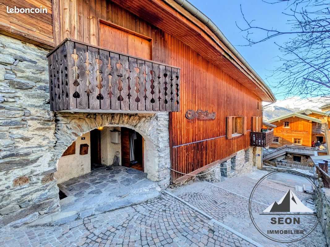 Immeuble 218 m² · à La Plagne Tarentaise · 218 m² · 787 500 €