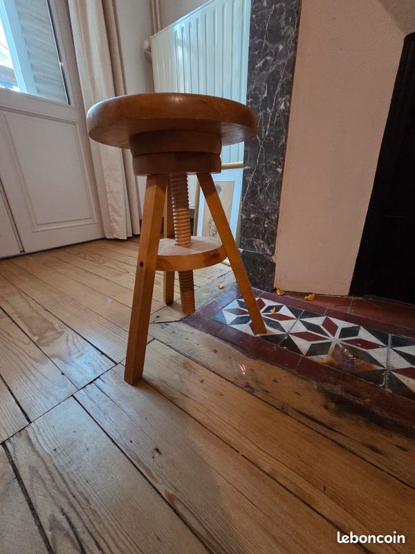Tabouret artiste visse (image 2)