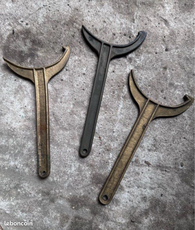 Clé à ergot (image 1)