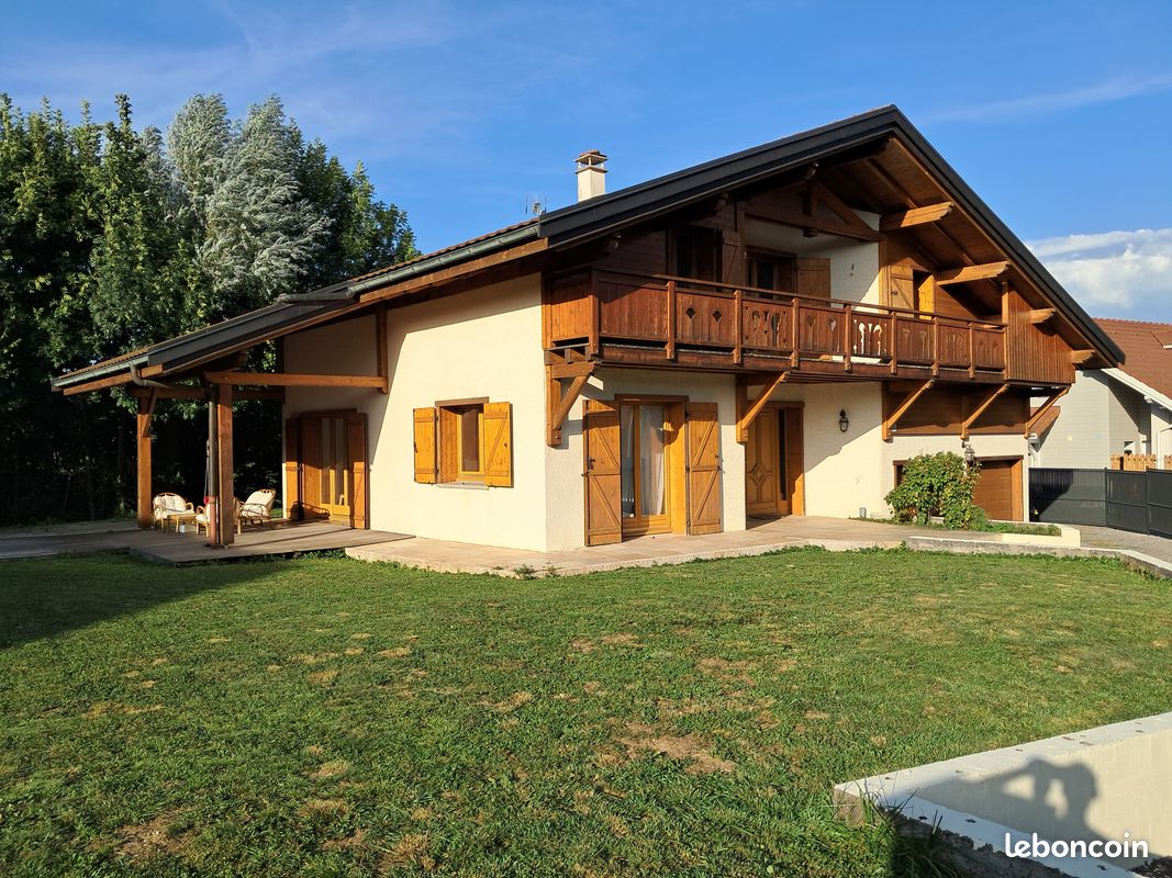 Maison 6 pièces 173 m² · à La Roche-sur-Foron · 173 m² · 625 000 €