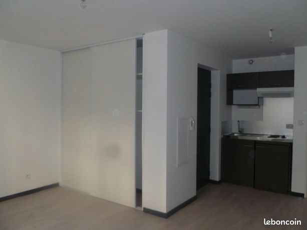 Studio 1 pièce 24 m²