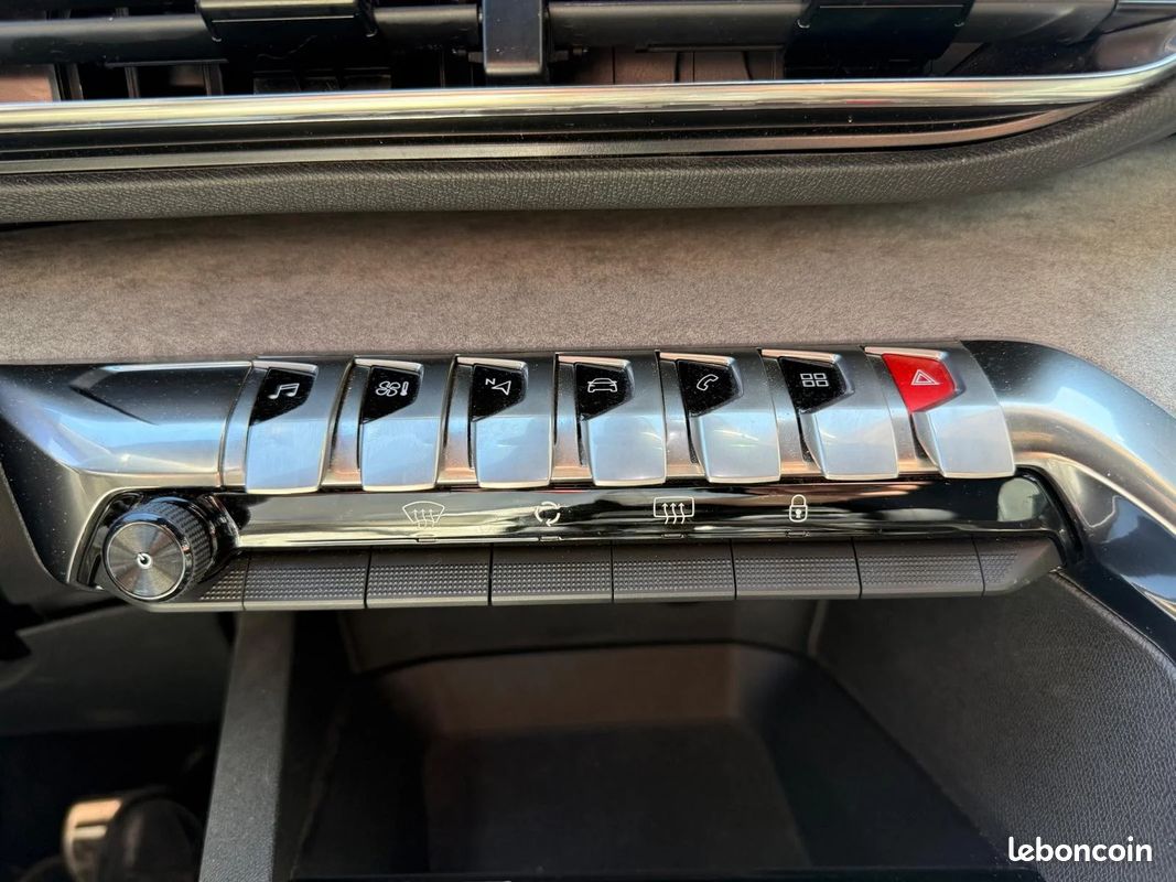 PEUGEOT 3008 BlueHDi 130ch S&S EAT8 GT / TVA RECUP / 1ER MAIN (image 33)