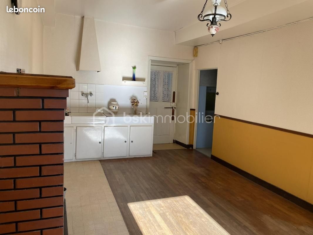 Maison 8 pièces 114 m² · à Val d'Oust · 114 m² · 136 000 €