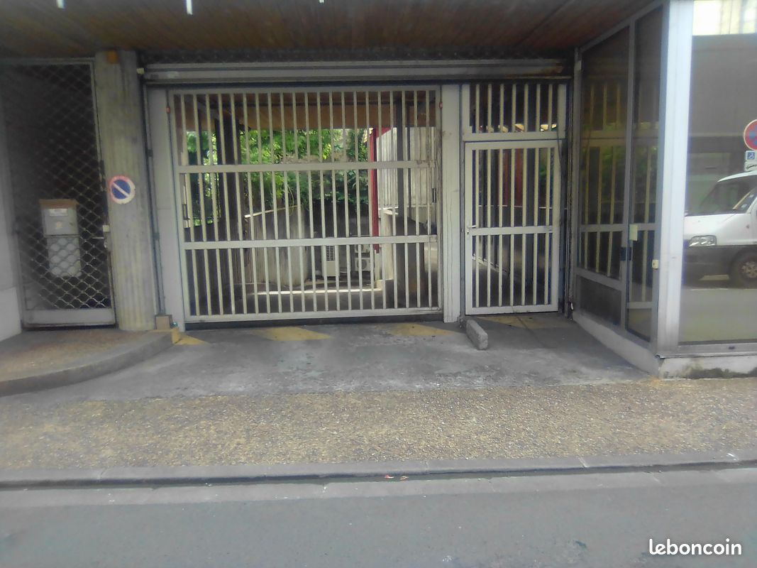 Box de stockage sécurisé – idéal 2 roues (image 1)