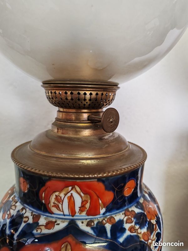Lampe De Table Orientale électrifiée, Corps Porcelaine Imari, Style 19e