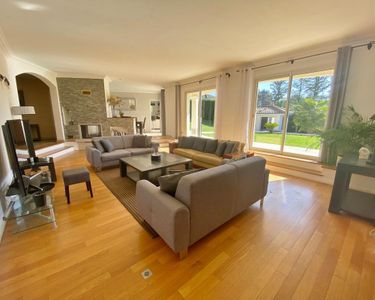 Maison 1 480 000 € - 392 m²