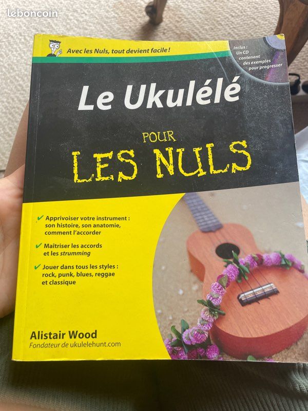 Ukulele + accessoires (image 11)