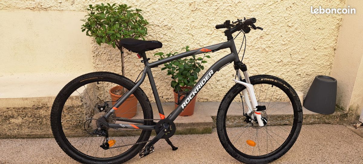 VTT Rockrider ST 120 – Excellent état – Avec selle gel offerte Vélos