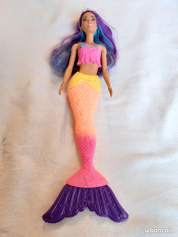 Jouet Barbie Sirene Arc En Ciel Des Iles Poupée Barbie Sirène