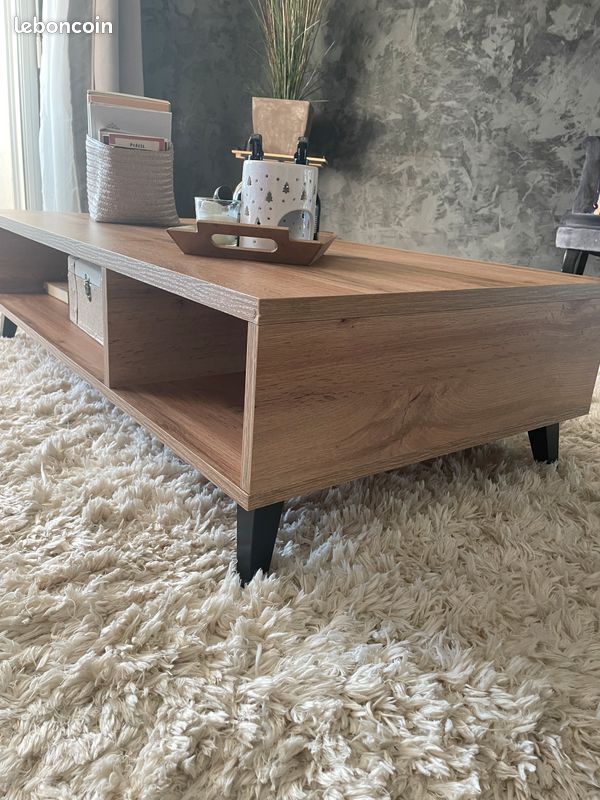 Table basse effet chêne (image 1)