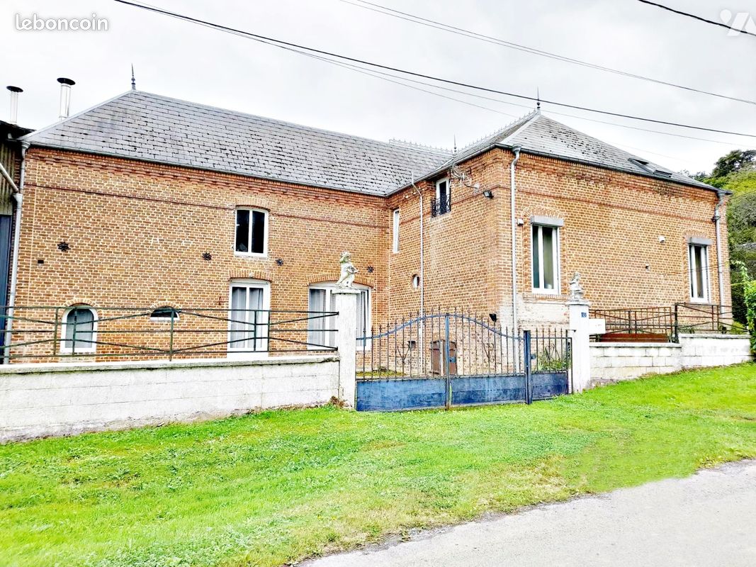 Maison 8 pièces 170 m² · à Beaumé · 170 m² · 270 900 €