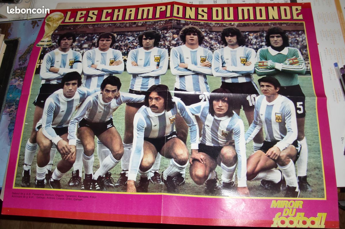 MIROIR DU FOOTBALL n°308 Février 1978  Platini Superstar...  + Poster