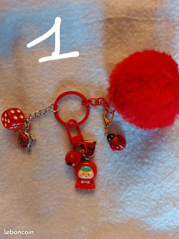 Porte-clé fait main vendu à l'unité (image 1)