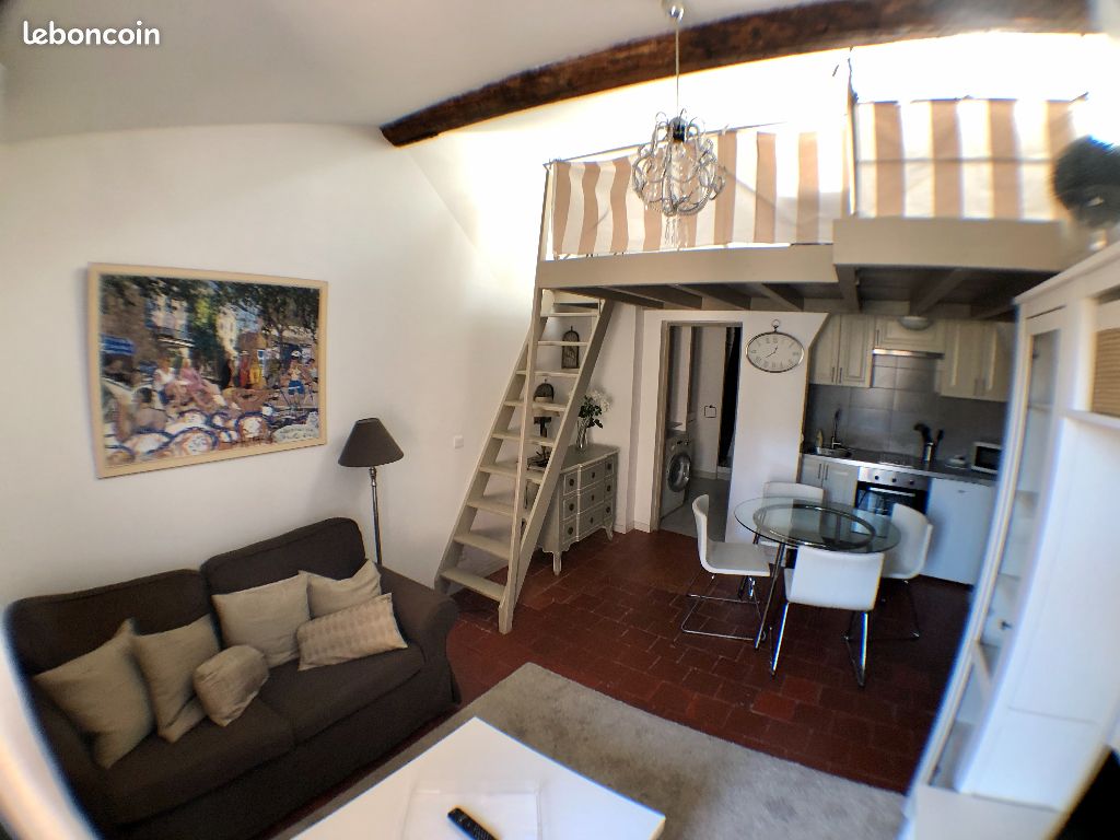 Appartement 1 pièce 23 m² · à Aix-en-Provence · 23 m² · 890 €/mois