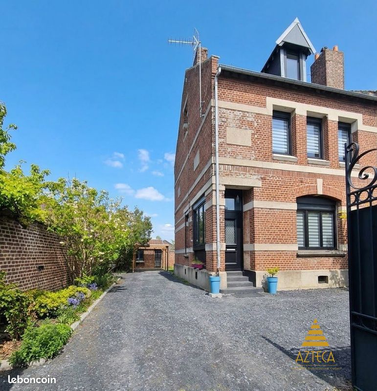 Maison 6 pièces 135 m² · à Cambrai · 135 m² · 253 500 €