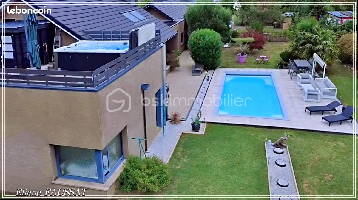 Maison 7 pièces 235 m² · à Tarbes · 235 m² · 585 000 €