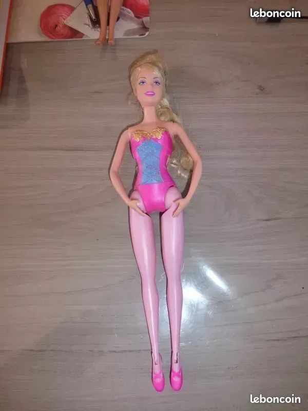 Barbie danseuse Vintage année 1999 prix baissé voir annonce (image 2)
