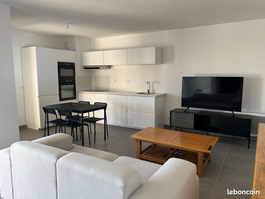 Appartement 2 pièces 47 m² · à Aix-en-Provence · 47 m² · 930 €