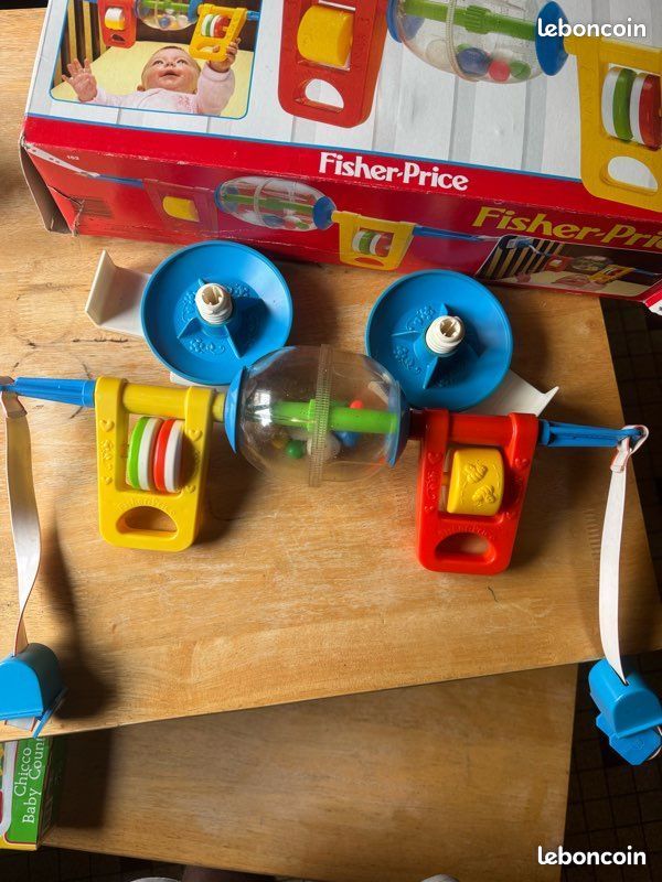 Portique jeux pour lit à barreaux bébé Fisher price neuf (image 2)