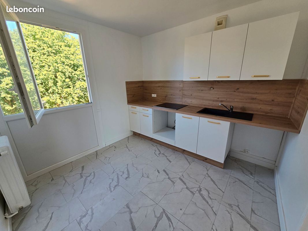 Appartement 3 pièces 64 m² · à Beauvais · 64 m² · 730 €