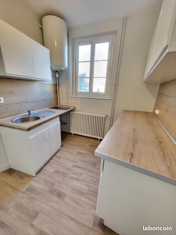 Appartement 2 pièces 28 m² · à Chamalières · 28 m² · 540 €/mois